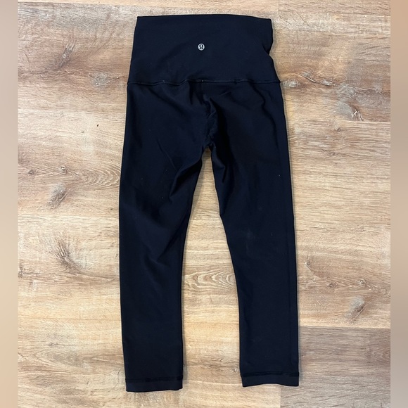 Lululemon High Rise Reversible Wunder Under Crop Leggings Size 4 - Picture 6 of 6